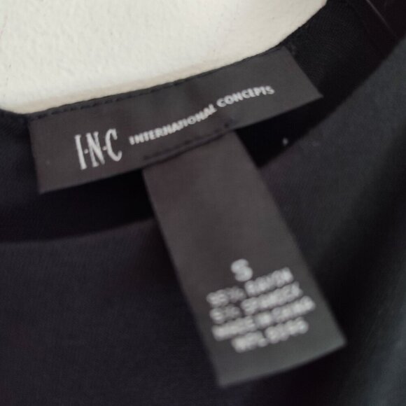 Ladies SZ S Inc Sleeveless Black Flared Knit Top - Picture 4 of 4